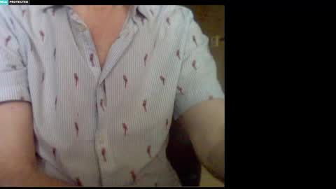 Snapshot of bigukphallus chatting on 12.21.24 bigukphallus online show from 12.21.24