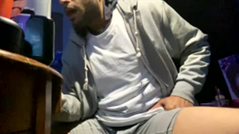 Snapshot of bigwalkdog12 chatting on 12.04.25 Floppyphallus online show from 12.04.25