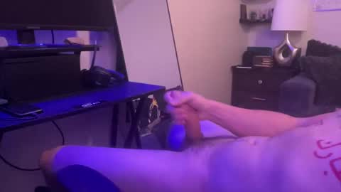 Snapshot of bigwhitepeniss9 chatting on 10.03.25 bigwhitepeniss9 online show from 10.03.25