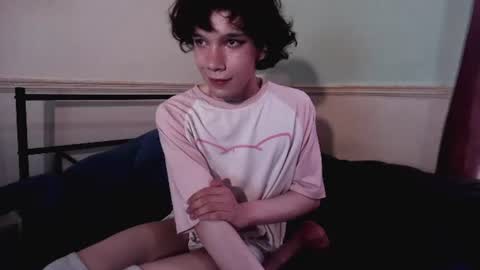 straything online show from 07.29.26