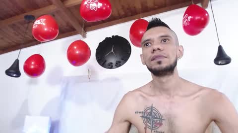 Snapshot of bigzehuz chatting on 02.14.25 andres online show from 02.14.25