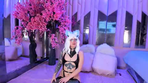 Snapshot of biizzy_noar chatting on 10.18.25 Biizzy online show from 10.18.25