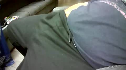 Snapshot of bikeman17 chatting on 02.01.25 bikeman17 online show from 02.01.25