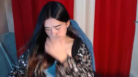 Snapshot of bilat_tinax chatting on 01.16.26 bilat tinax online show from 01.16.26