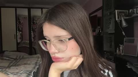 Yuna online show from 04.26.26