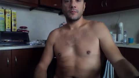 Snapshot of billos26 chatting on 10.13.25 billys greece online show from 10.13.25