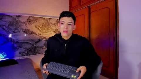Sam online show from 04.28.26