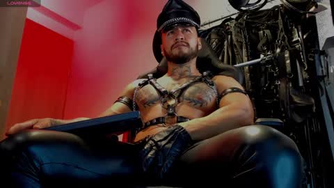 Snapshot of billymayer_ chatting on 01.08.25 billy online show from 01.08.25