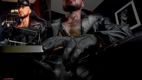 Snapshot of billymayer_ chatting on 09.20.25 billy online show from 09.20.25