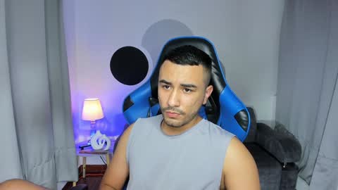 Snapshot of bilyryan1 chatting on 01.06.25 Nick Moca online show from 01.06.25