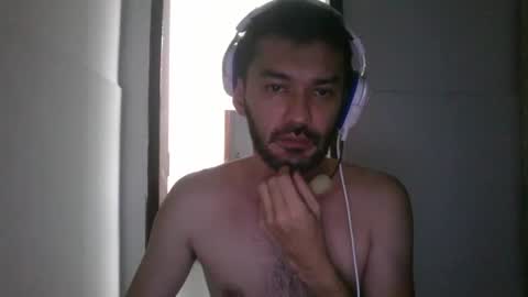 Snapshot of binhodm1 chatting on 12.19.24 binhodm1 online show from 12.19.24