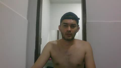 Snapshot of binhodm1 chatting on 03.05.25 binhodm1 online show from 03.05.25