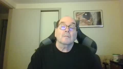 Snapshot of bink195234 chatting on 01.31.25 Bink195234 online show from 01.31.25