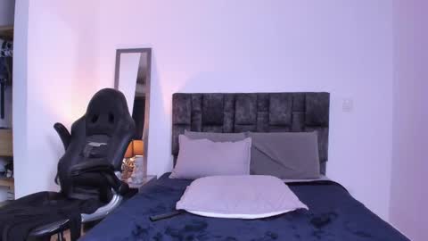 dariux john online show from 12.12.24