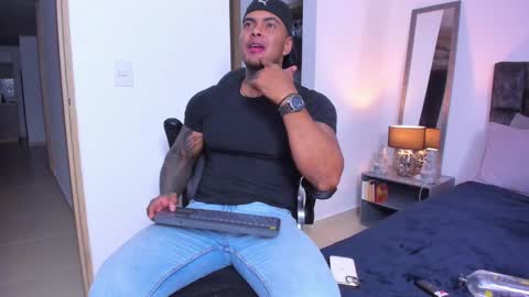 dariux john online show from 12.13.24
