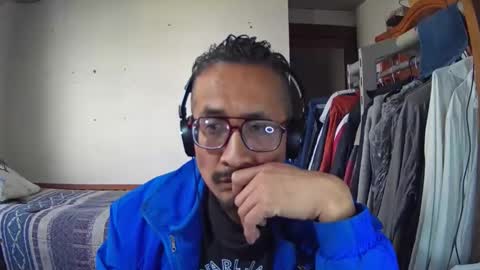 Snapshot of bisexmangenx chatting on 12.22.25 Manu O online show from 12.22.25