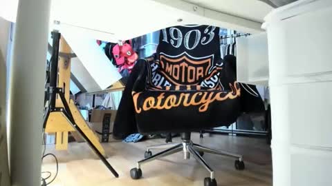 Snapshot of bisexualjay chatting on 10.23.25 bisexualjay online show from 10.23.25