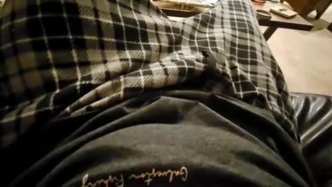 Snapshot of bizzledizzler chatting on 11.10.25 bizzledizzler online show from 11.10.25