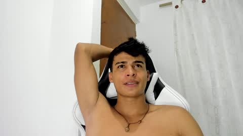 Snapshot of bjonr_haward chatting on 12.11.24 Haward online show from 12.11.24