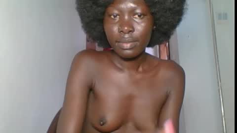 Snapshot of black_diamond24 chatting on 12.02.25 black diamond24 online show from 12.02.25