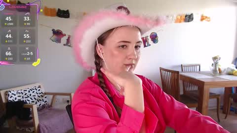 Eva online show from 10.31.25