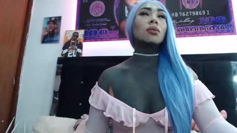 Snapshot of black_eyestattoo chatting on 01.19.25 karenth soto online show from 01.19.25