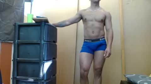 Snapshot of black_hot26 chatting on 12.19.24 black_hot26 online show from 12.19.24