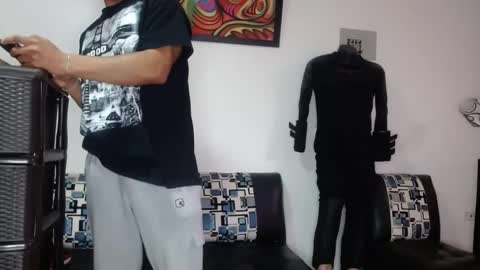 Snapshot of black_hot26 chatting on 09.11.25 black_hot26 online show from 09.11.25