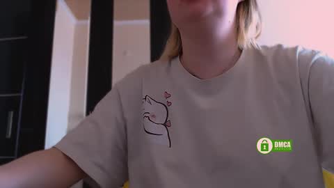 Sasha and Bella online show from 03.12.26