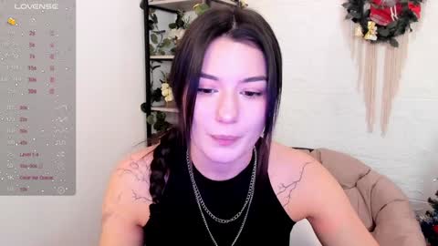 Snapshot of black_pant3r chatting on 12.22.24 Mon Mon online show from 12.22.24