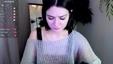 Snapshot of black_pant3r chatting on 02.21.25 Mon Mon online show from 02.21.25