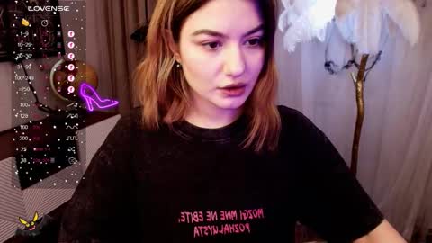 Snapshot of black_pant3r chatting on 11.05.25 Mon Mon online show from 11.05.25