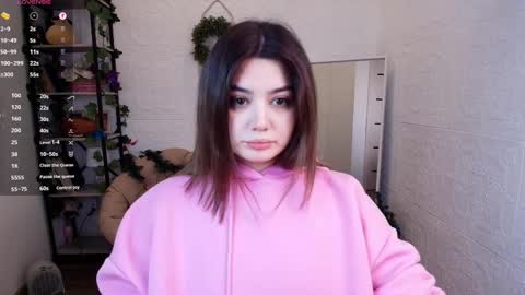 Snapshot of black_pant3r chatting on 12.21.25 Mon Mon online show from 12.21.25