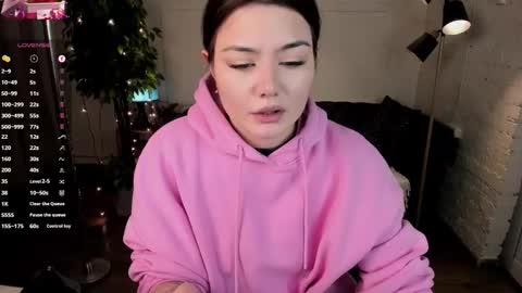 Snapshot of black_pant3r chatting on 01.08.26 Mon Mon online show from 01.08.26