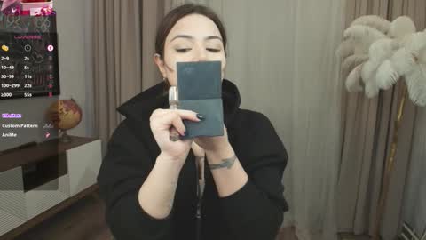 Snapshot of black_pant3r chatting on 01.09.26 Mon Mon online show from 01.09.26