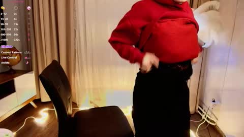 Snapshot of black_pant3r chatting on 01.17.26 Mon Mon online show from 01.17.26