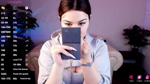 Snapshot of black_pant3r chatting on 02.08.26 Mon Mon online show from 02.08.26