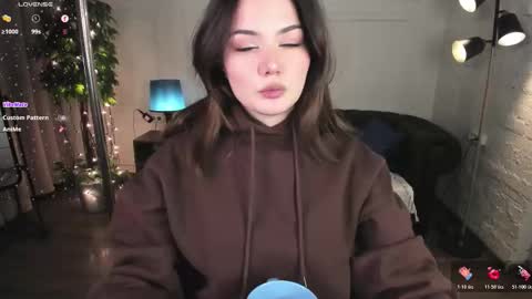 Snapshot of black_pant3r chatting on 03.11.26 Mon Mon online show from 03.11.26