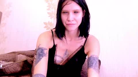 Snapshot of black_sswan chatting on 03.11.26 Kristin online show from 03.11.26