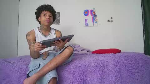 Snapshot of black_tentationx chatting on 05.27.26 black_tentationx online show from 05.27.26