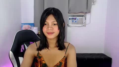 Snapshot of blackmanika chatting on 09.26.25 blackmanika online show from 09.26.25