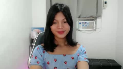 Snapshot of blackmanika chatting on 10.13.25 blackmanika online show from 10.13.25