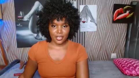 Smiley sylivia online show from 04.24.26