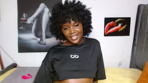 Snapshot of blackmellanin_ chatting on 06.29.26 Smiley sylivia online show from 06.29.26