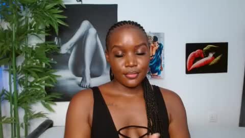 Snapshot of blackmellanin_ chatting on 07.05.26 Smiley sylivia online show from 07.05.26