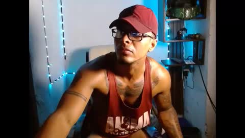 Snapshot of blackmen117uncs chatting on 11.25.25 blackmen117uncs online show from 11.25.25