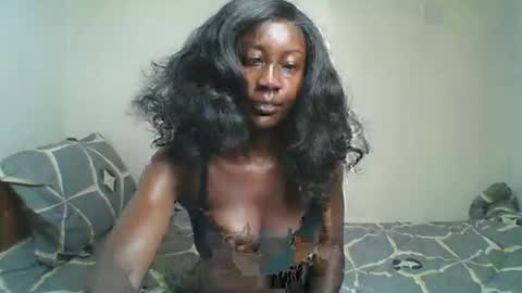 Lorraine online show from 10.19.25