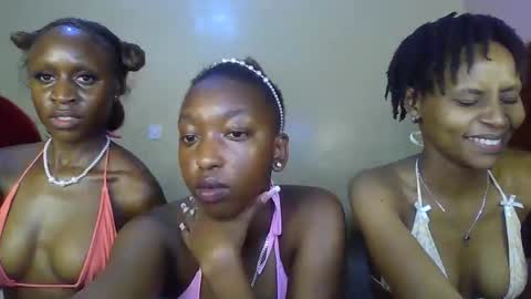 blackqueen2030 online show from 04.29.26