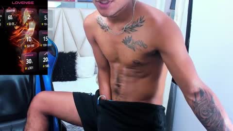 Snapshot of blacksex_boy chatting on 02.25.25 Marlon online show from 02.25.25