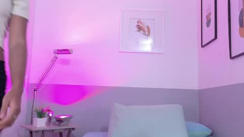 Snapshot of blacksweetiee chatting on 03.25.26 Tifffany bllom online show from 03.25.26